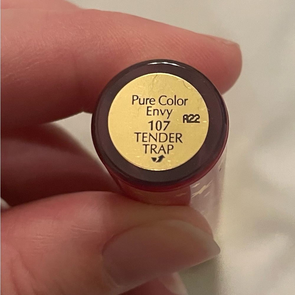 Set of 4 Estée Lauder lipstick/gloss - Picture 8 of 8